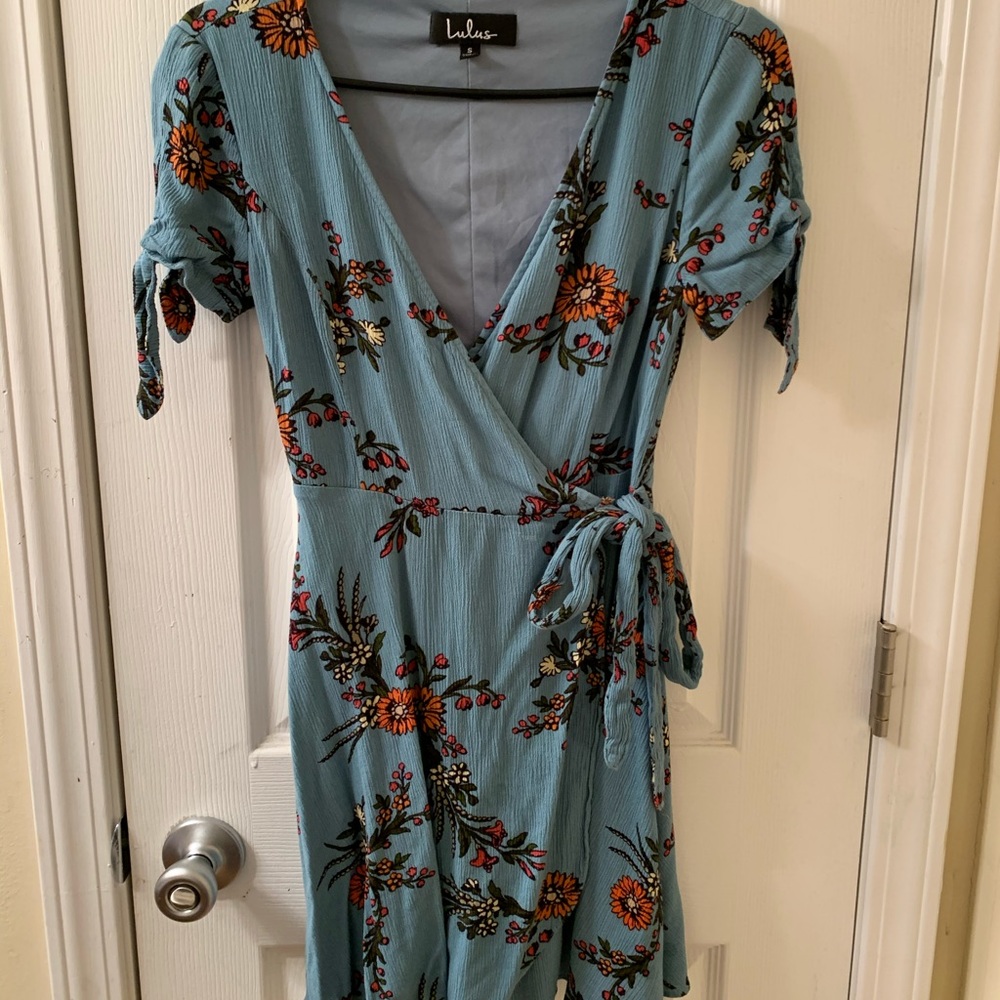 Light blue floral lulus dress